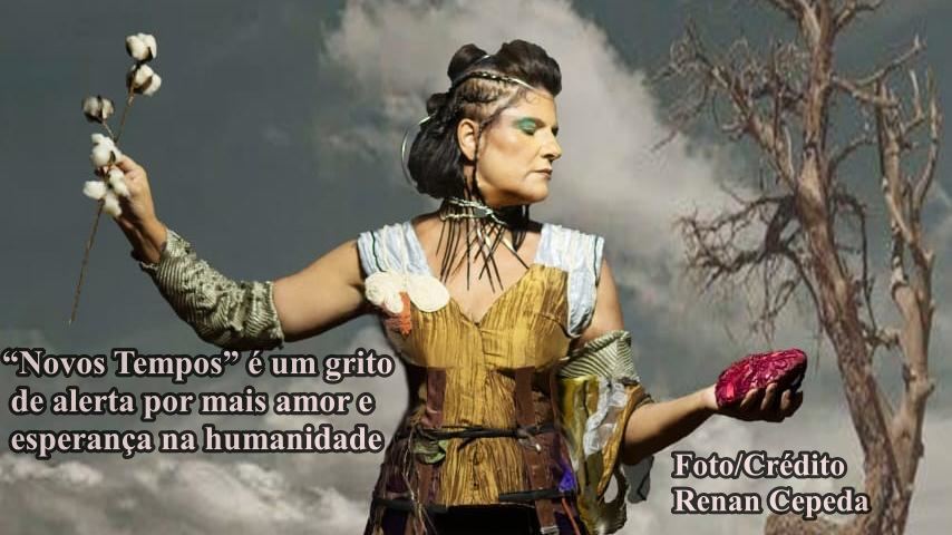 Uma das pioneiras da música independente no Brasil, Claudia Amorim lança álbum com show no Teatro Brigitte Blair