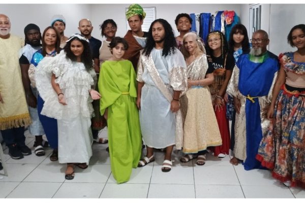 ‘PAIXÃO DE CRISTO’ na Cantata de Páscoa em Meriti